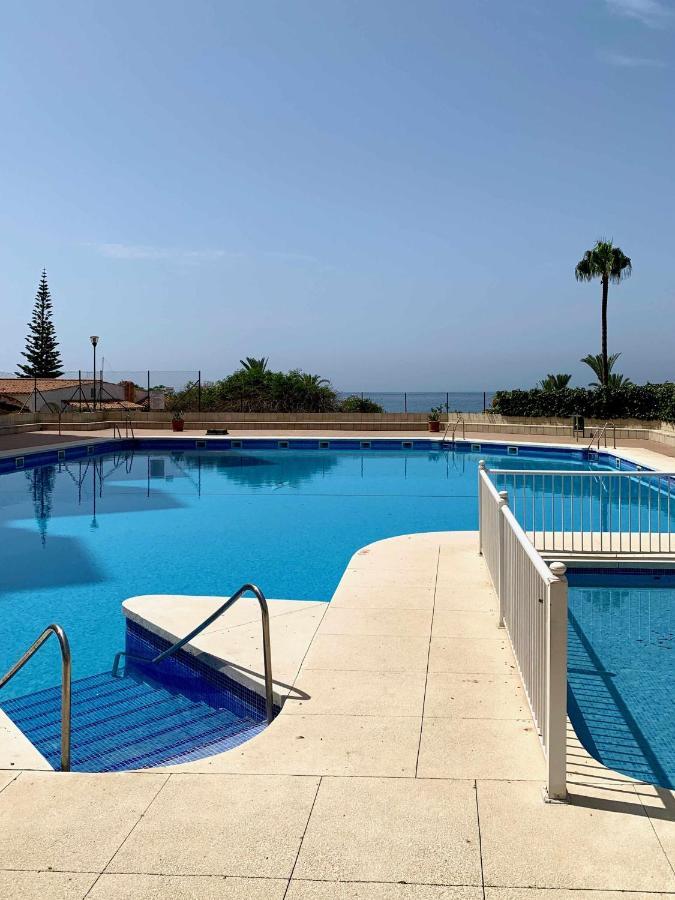 Apartamento Al Lado Del Paseo Maritimo Torrox Costa Apartment Luaran gambar
