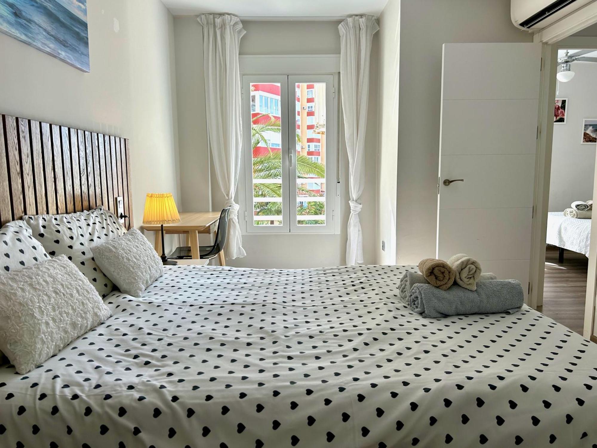 Apartamento Al Lado Del Paseo Maritimo Torrox Costa Apartment Luaran gambar